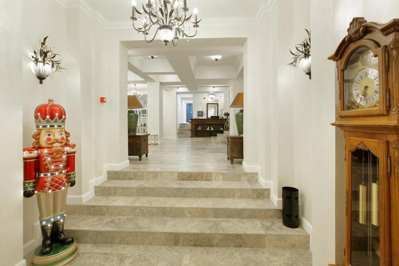 Excelsior Boutique Hotel Sinaia Exteriör bild